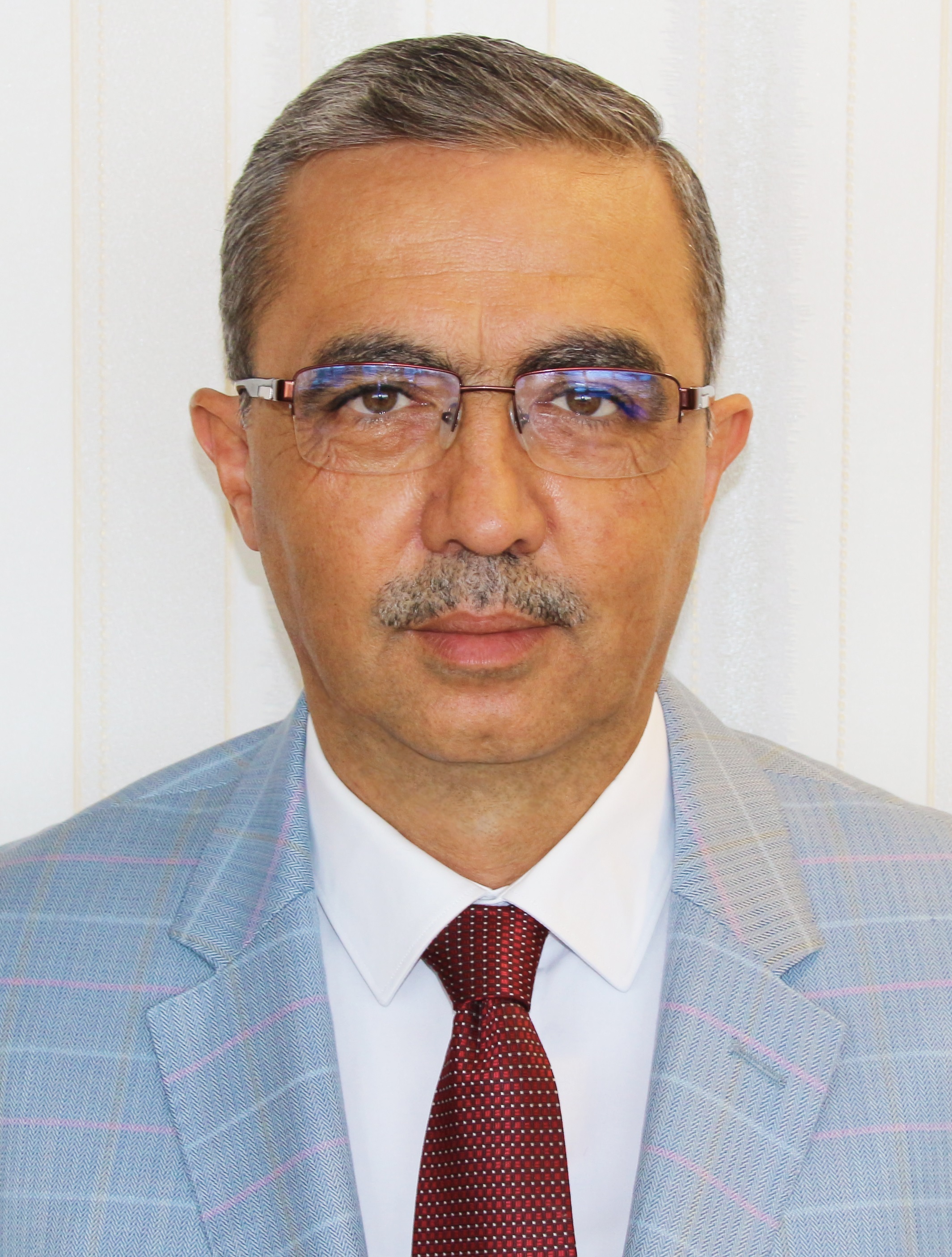 Prof. Dr. İsmail Güvenç